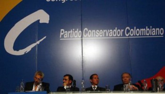 la constitución no existe