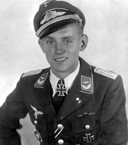the best pilot of ww2