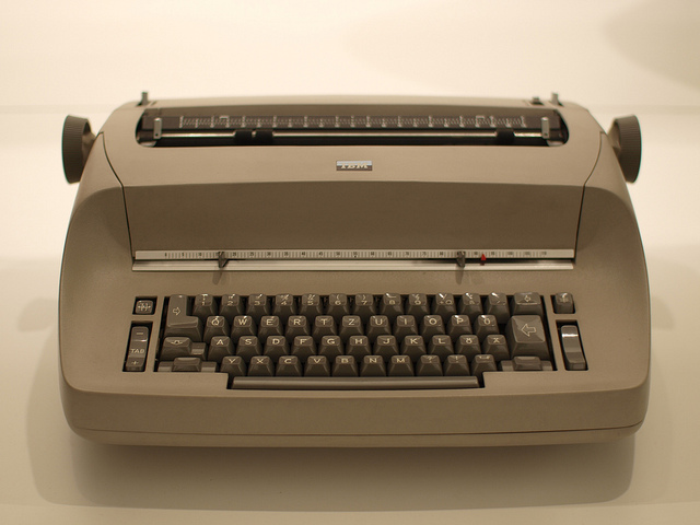 Maquina de escribir eléctrica