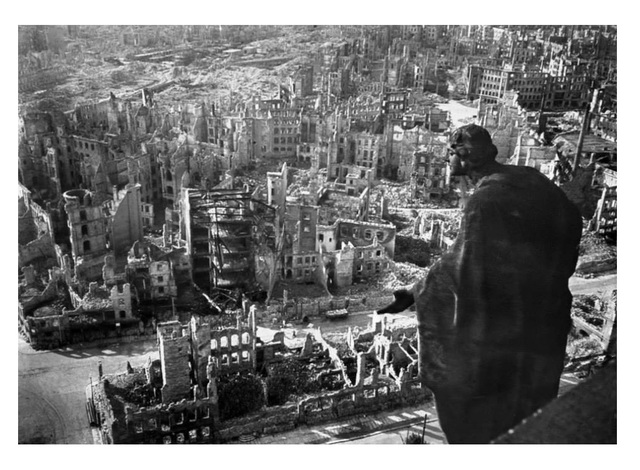 La bella ciudad en llamas de la guerra