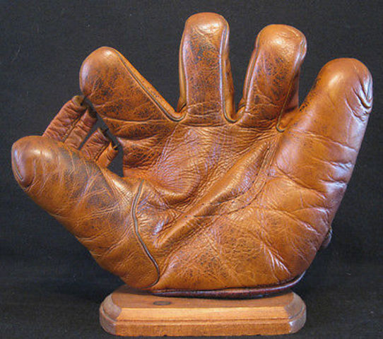 Nokona Gloves For Servicemen