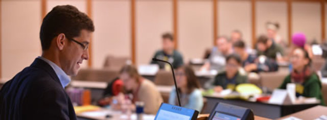 um makes radio education