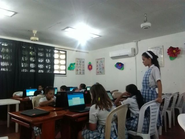 Cuarta Actividad (Realización de la encuesta a las estudiantes de 4 y 5)