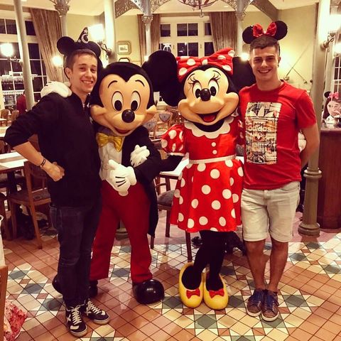 Who does he live with ?