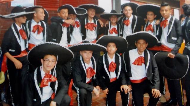 muestra de talentos del colegio