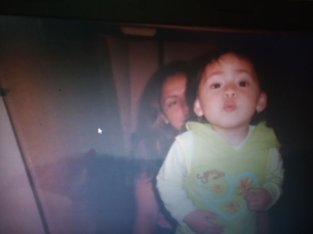 cuando yo era bebe me gustaba jugar en las cajas que compraban mis papas