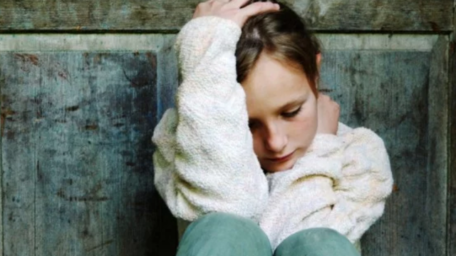 entra al colegio y empieza a sentirse mal