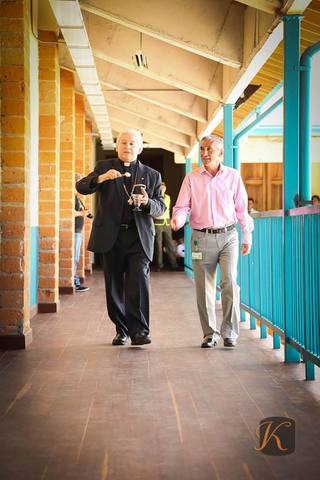 Bendicion de el Obispo