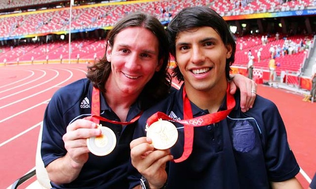 Golden Olympic Medal with Argentinian National Team in Pekin China