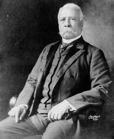 Porfirio Díaz obtiene el triunfo de la presidencia contra Madero