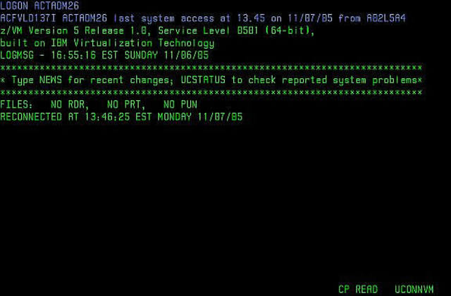 IBM desarrolla los sistemas operativos CP/CMS