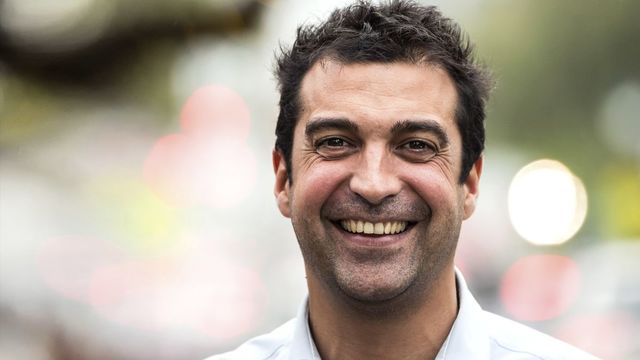 Anna spricht mit ihrem Vater