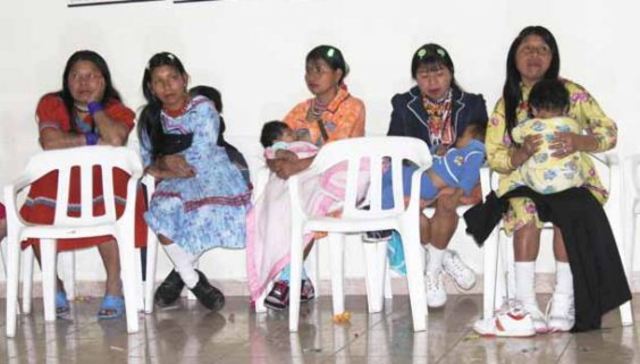 Según el registro Único de Población desplazada (RUPD) más de 1000 indígenas llegaron a un alojamiento en la localidad de Los Mártires en el centro de Bogotá provenientes de Choco y Risaralda