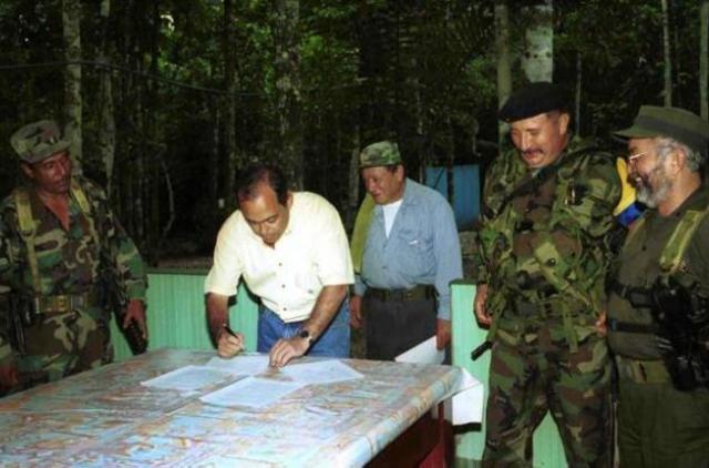 Las tres décadas de diálogos de paz en Colombia