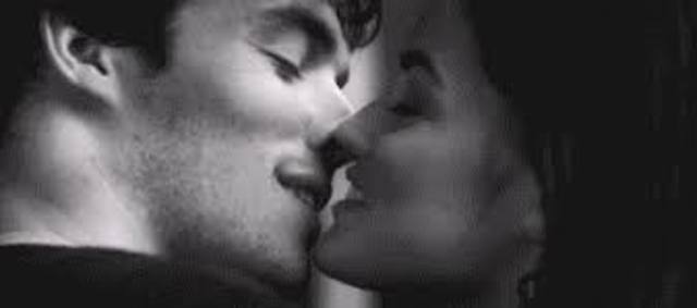 Primer beso con Raúl