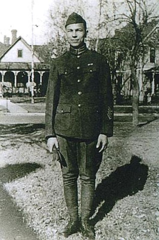 Frank Buckles: WWI Veteran Enlisted