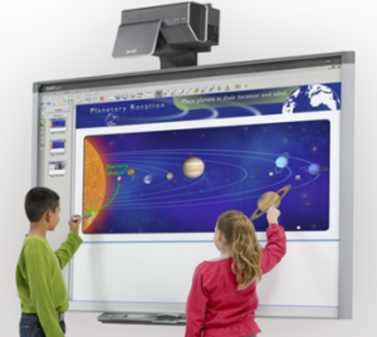 First SMART Board Introduced