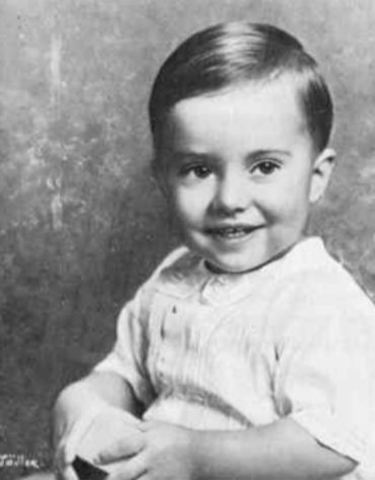 Douglas MacArthur Birth