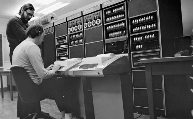 La década de 1990: la era de Internet