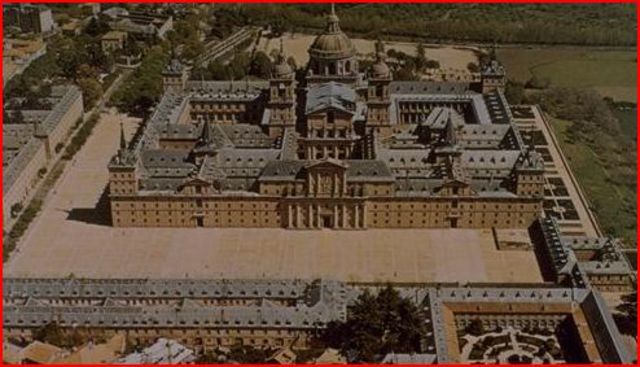 Philip II's palace, Escorial, was built.