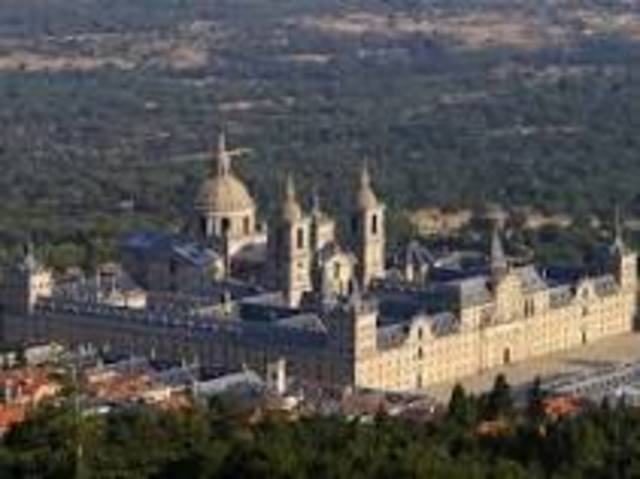 Philip II's placed, Escorial, was built