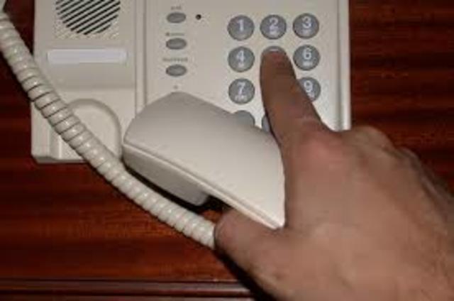 Primer contestador automàtic