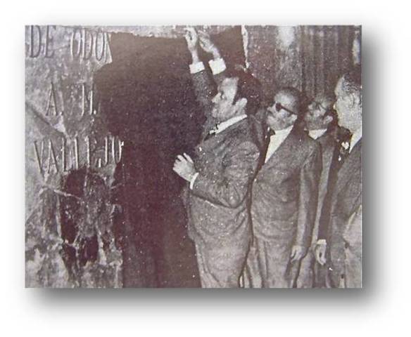 LA LLEGADA DELOS DENTISTAS (SACA MUELAS)