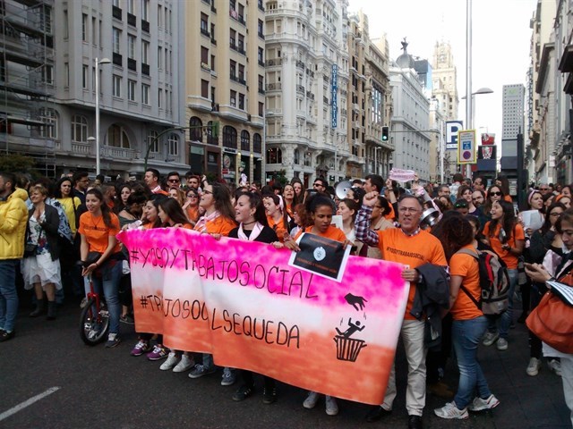 el gobierno militar impulsa  una nueva reforma