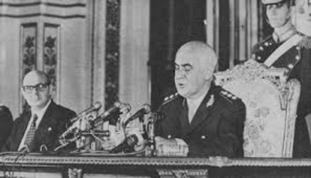 Lanusse llama a elecciones