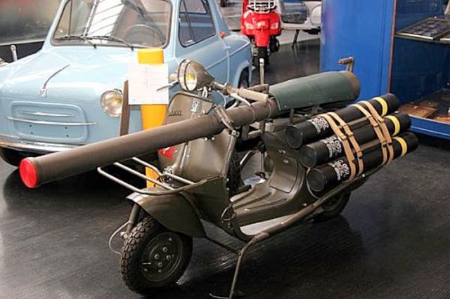 Vespa 150 TAP (1956)