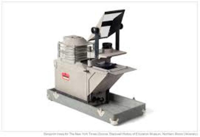 Overhead projectors spread to schools