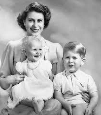 Hutchison Family Prepares For Elizabeth's Wedding