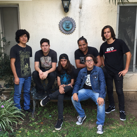 Mi propia banda y primer sencillo