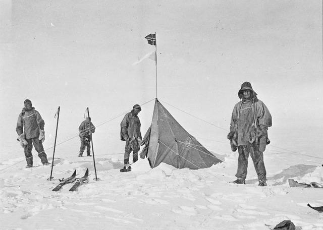Robert Falcon Scott Reaches the South Pole