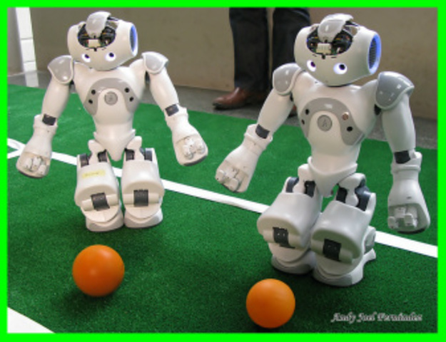 TERCERA GENERACION: ROBOTS CON CONTROL SENSORIZADO