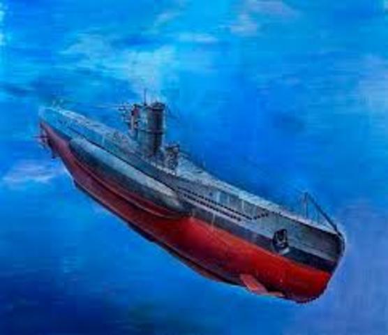 a new German weapon the U-Boat sinks the Lusitania