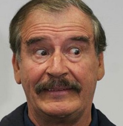 Vicente Fox Quesada asume a la presidencia