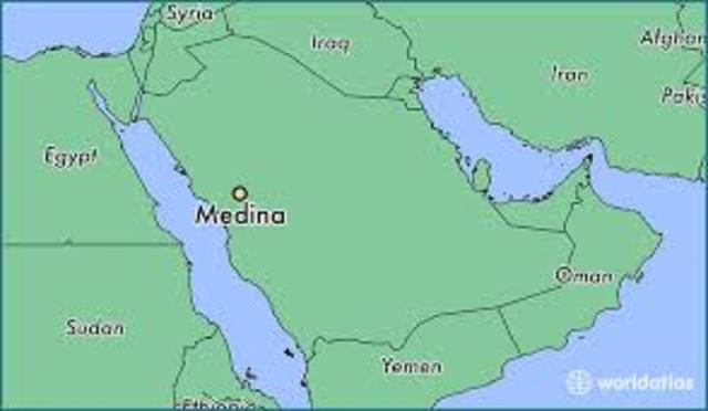 Muhammad runs to Medina