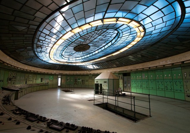 Az irányítóhelység befejezi működését