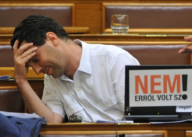 Schiffer András társelnök végleg kilép a pártból