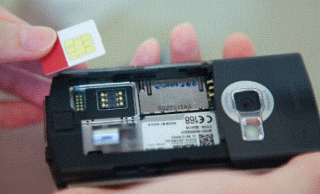 Sistema GSM - telefono movil con chip removible