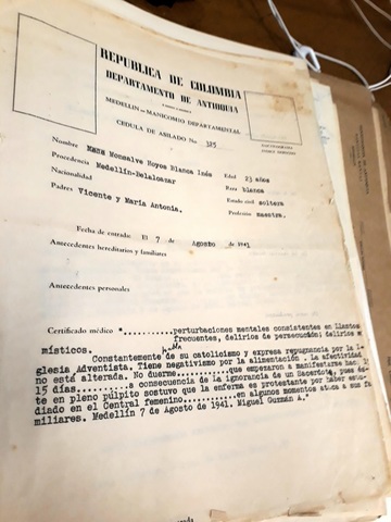 Manía aguda : "Repugnancia contra la iglesia"