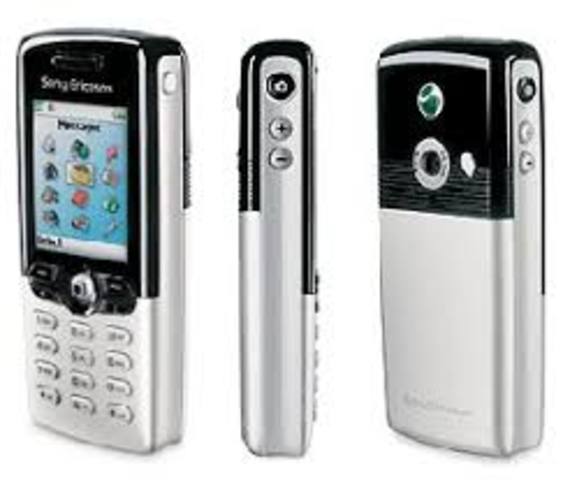 sony ericsson t68 el primer celular en poseer bluetooth.