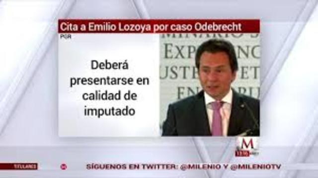 Lozoya comparece ante la PGR.