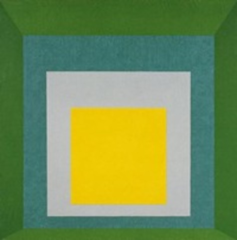 Homage to the Square: Apparition