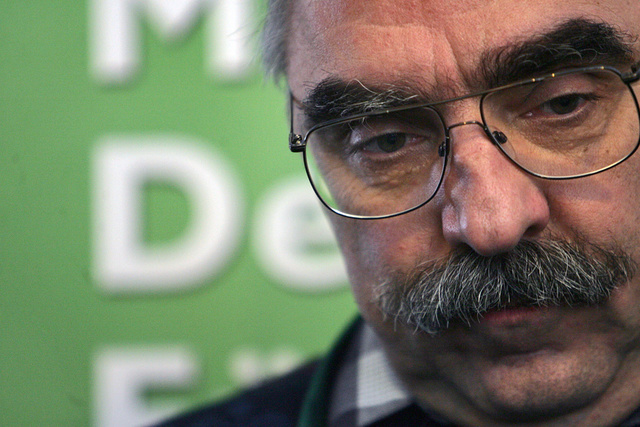 Bokros a mandátumtolvaj