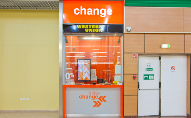 Üzletnyitás az Auchan szupemarketeiben