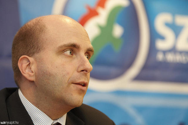 Retkes Attila, a párt új elnöke