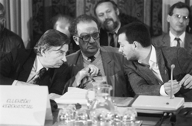 Az Ellenzéki Kerekasztal tárgyalások