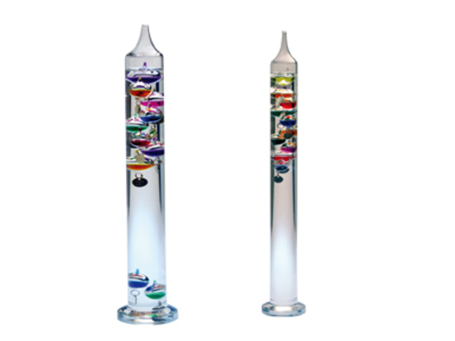 Galileo invents a thermometer